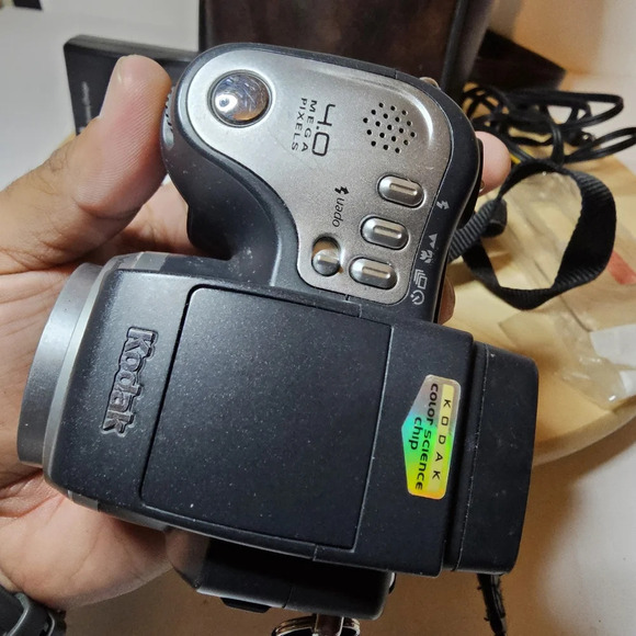 Vintage KODAK EASYSHARE DX6490 Digital Camera Bundle 2 Batteries Leather Case wo - Picture 5 of 11